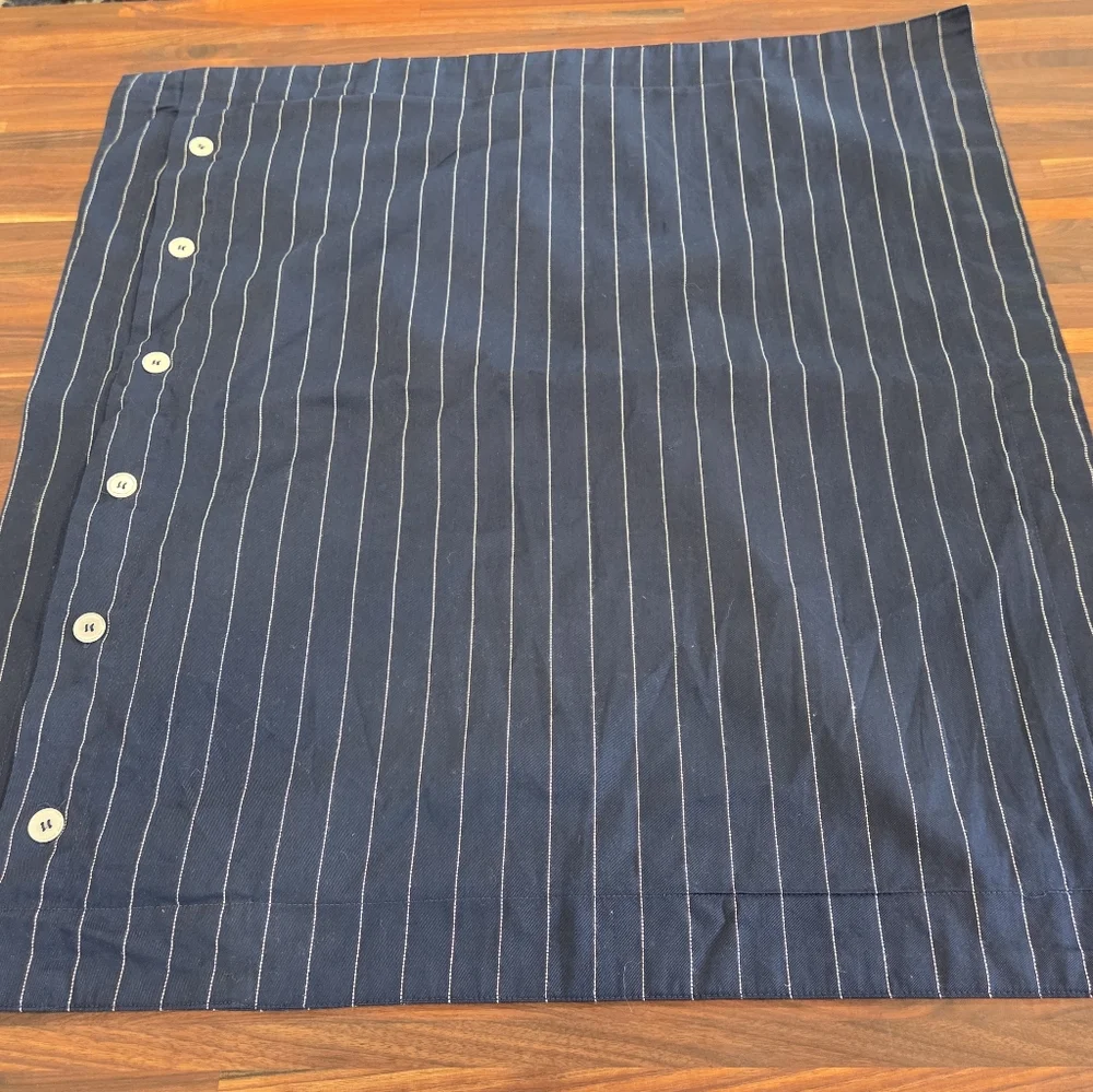 Lauren Ralph Lauren Blue Pinstripe Button Throw Pillowcases Lot Of 2 28x28